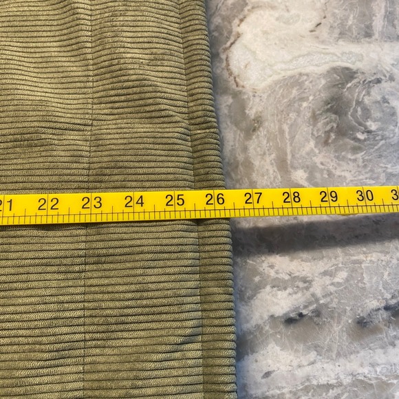 Tailor Vintage Mens Corduroy Puffer Vest Army Green Quilted Full Zip Small NEW - Picture 12 of 12